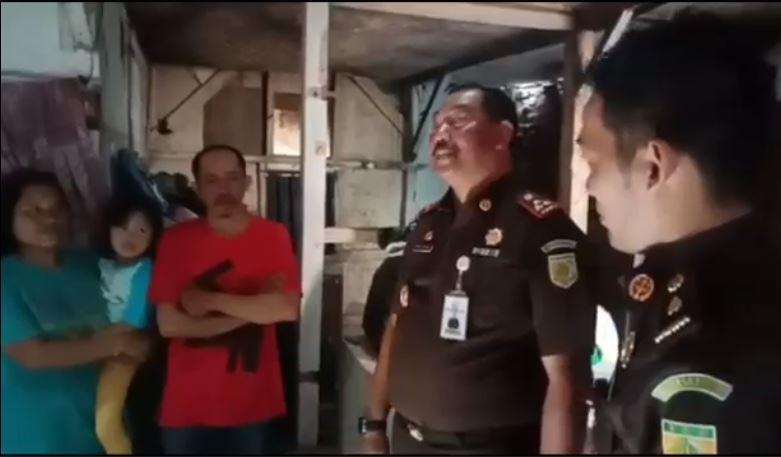 Ayah di Garut Terpaksa Curi HP untuk Keperluan Anak Belajar Daring