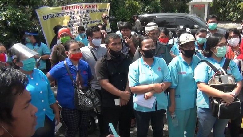 PHK Sepihak, 100-an Karyawan RS Martha Friska Medan Demo Tuntut Gaji dan THR