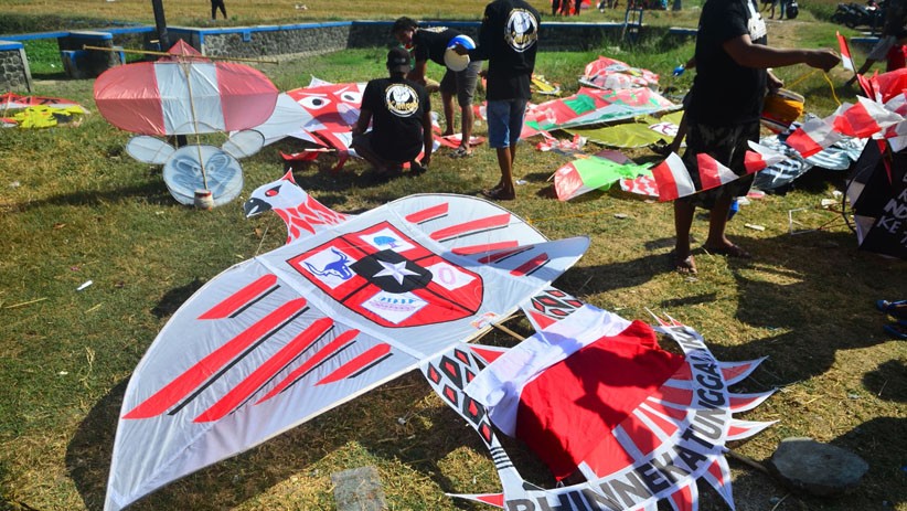 Kemeriahan Festival Layang-Layang Sambut HUT ke-75 RI di Jepara - Bagian 2