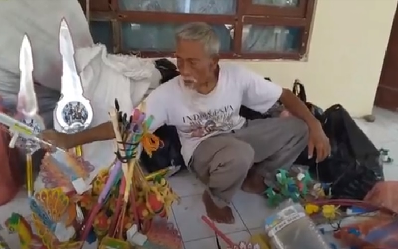 Zaman Muda Jadi Mata-Mata Tentara Indonesia, Kakek Ini Kini Berjuang Jualan Mainan