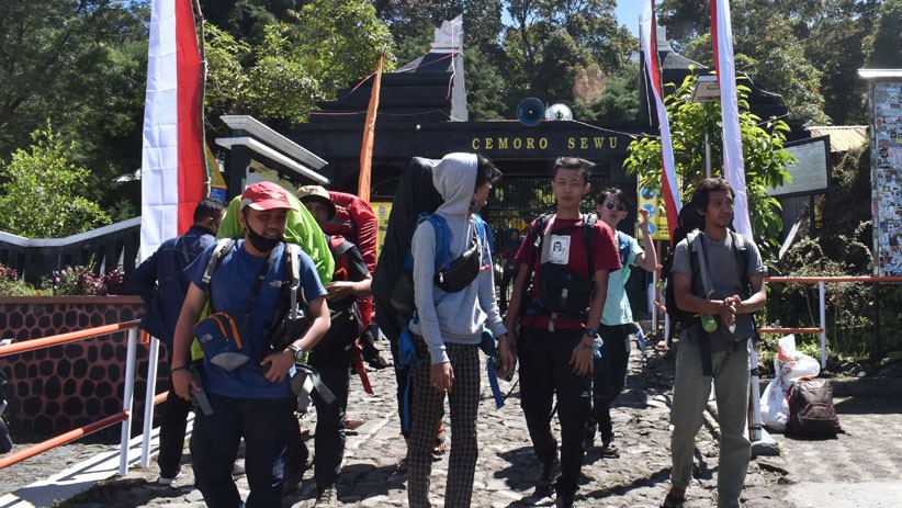 Jalur Pendakian Gunung Lawu Kembali Ditutup - Bagian 2