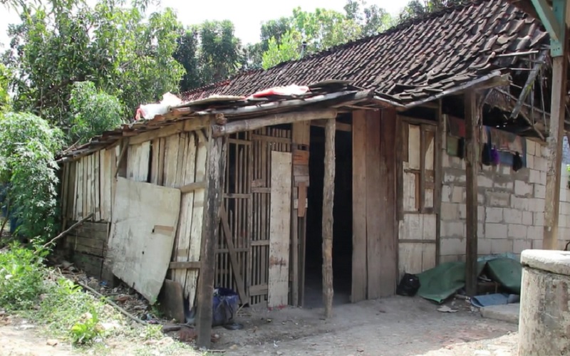 Punya 10 Anak, Kuli Bangunan asal Grobogan Pusing Biaya Beli Kuota Internet