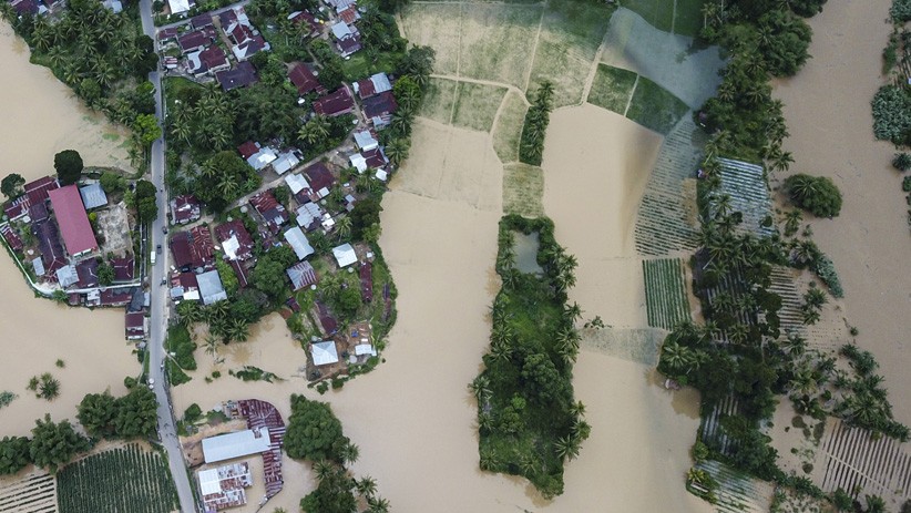Penampakan dari Udara Banjir Rendam Permukiman dan Sawah di Nagari Taram Sumbar - Bagian 3