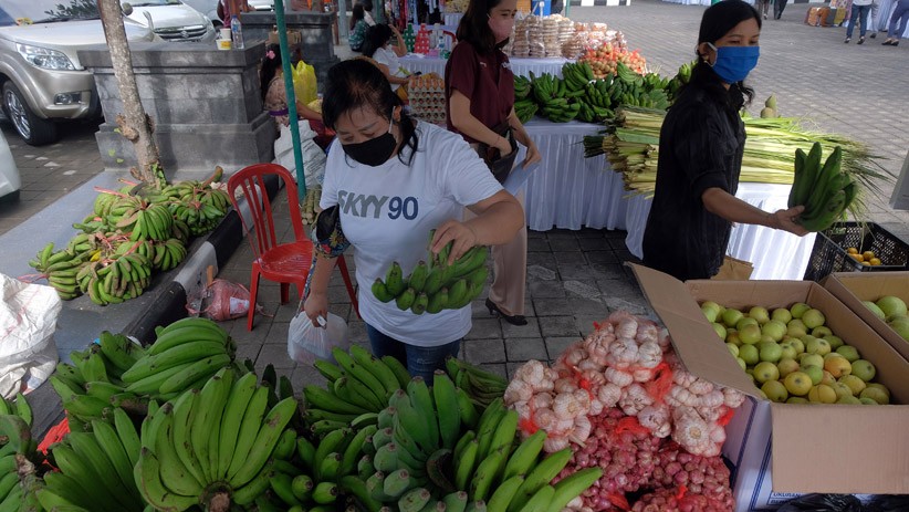 Jelang Hari Raya Galungan, Pemkot Denpasar Gelar Pasar Murah - Bagian 1