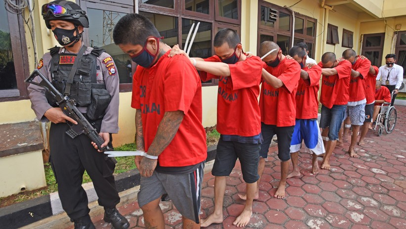 Polres Cilegon Tangkap Komplotan Pencurian Sepeda, Satu Pelaku Ditembak  - Bagian 2