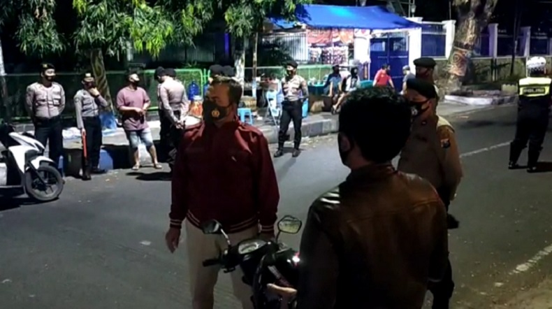 Balap Lari Liar Rambah Kota Semarang-Solo, Ganjar: Mlayuo Sing Banter Le