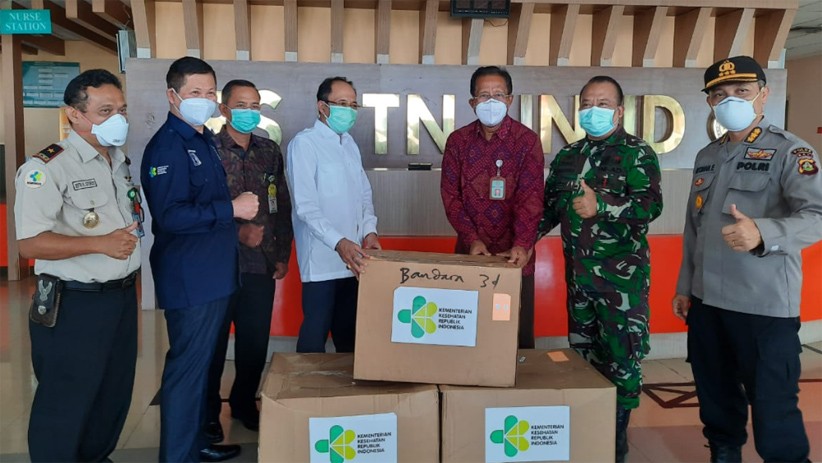 Bantu Penanganan Covid-19 di Bali, Kemenkes Serahkan Ventilator - Bagian 1