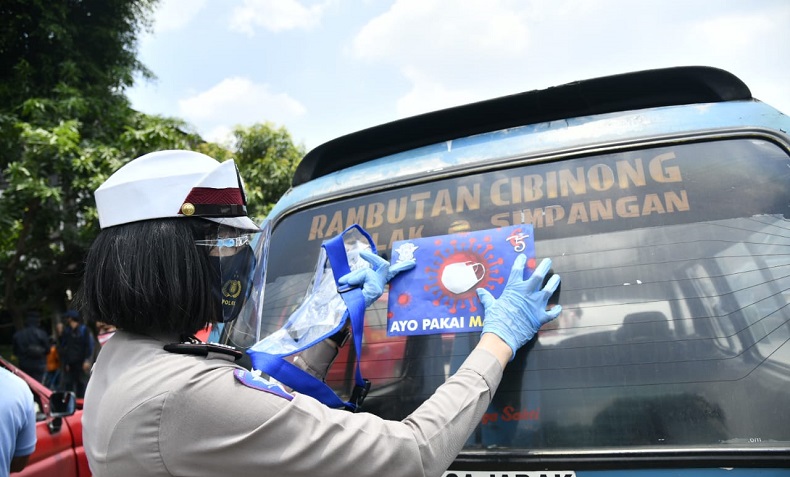 10 Pedagang Pasar Kranggot Cilegon Dapat Uang Kaget Rp200.000 Gegara Masker
