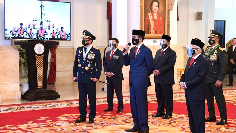 Presiden Jokowi Berdialog dengan Prajurit usai Pimpin Upacara HUT ke-75 TNI - Bagian 1