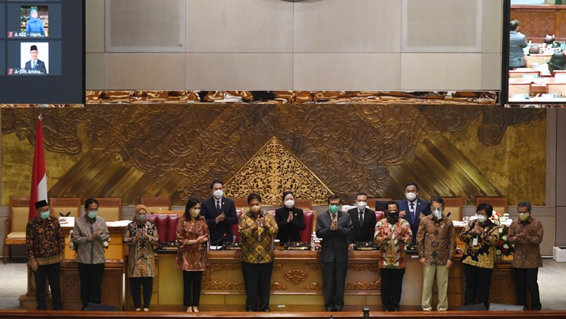DPR Sahkan Omnibus Law Cipta Kerja Menjadi Undang-Undang - Bagian 3
