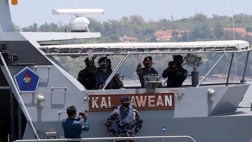 Periksa Alutsista TNI AL, Pangkoarmada II Inspeksi Kapal Perang - Bagian 1