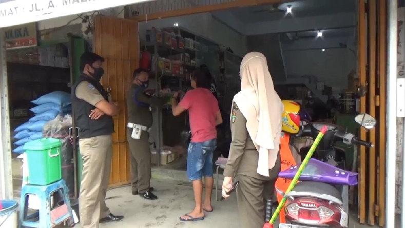 Sejumlah Warga Wajo Marah-Marah Terjaring Razia Masker