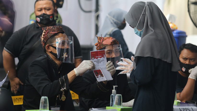 KPU Gelar Simulasi Pemungutan Suara Pilkada dengan Protokol Kesehatan di Kediri - Bagian 2