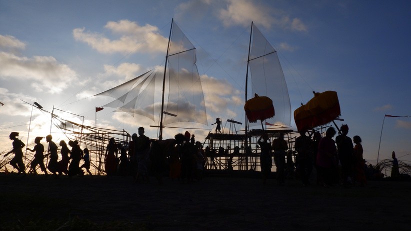 Kemeriahan Festival Seni dan Budaya Gau Maraja di Pantai Akkarena Makassar - Bagian 1