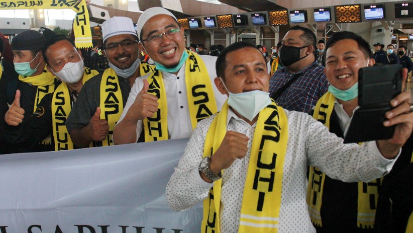 Suasana Keberangkatan Perdana Jemaah Umrah di Bandara Soekarno Hatta - Bagian 2