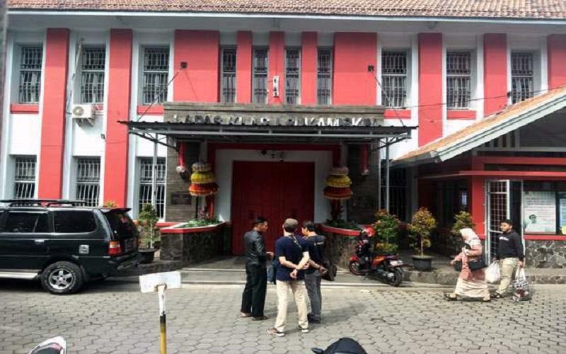 Jelang Vonis Korupsi RTH, Terdakwa Herry Nurhayat Dibebaskan dari Lapas Sukamiskin