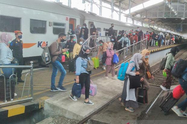 Penumpang Kereta di Daop 6 Yogyakarta Anjlok hingga 77 Persen 