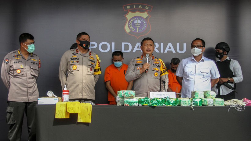 Bandar 20 Kg Sabu Tewas Ditembak Aparat Polda Riau - Bagian 2