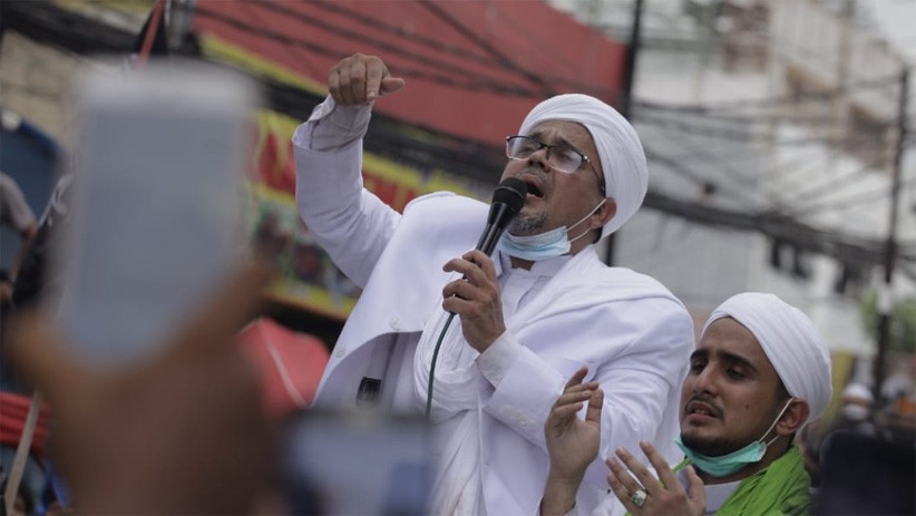 Momen Habib Rizieq Ajak Pendukung Doakan Covid-19 Binasa dari Indonesia - Bagian 2