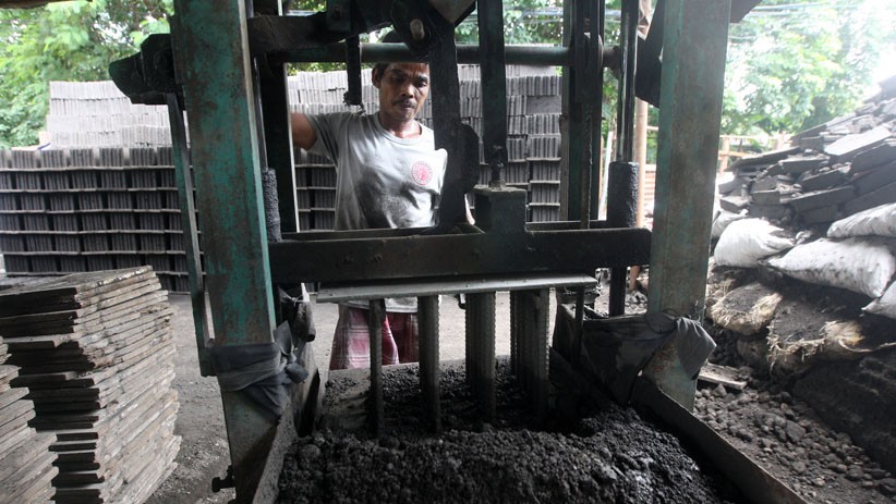 Produksi Batako Turun saat Pandemi Covid-19 - Bagian 3