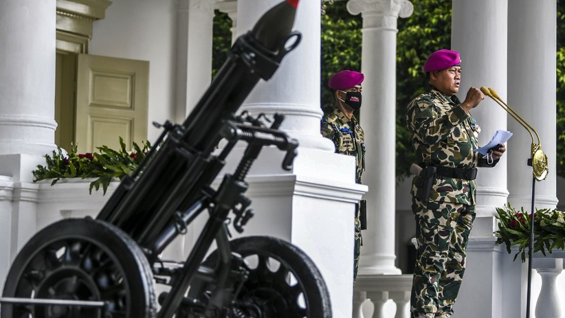 Foto-Foto Upacara HUT ke-75 Korps Marinir TNI AL - Bagian 5