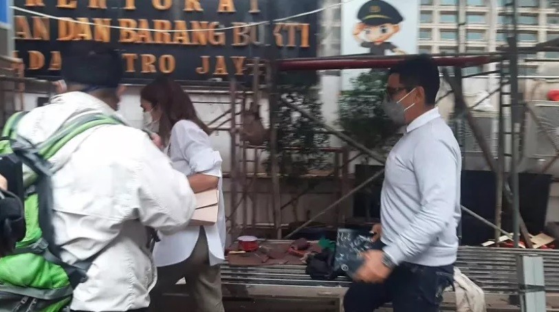 Soal Video Porno, Gisel Diperiksa Polisi 5 Jam  