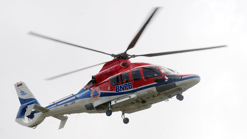 Kepala BNPB Naik Helikopter Dauphin Pantau Aktivitas Gunung Merapi  - Bagian 1