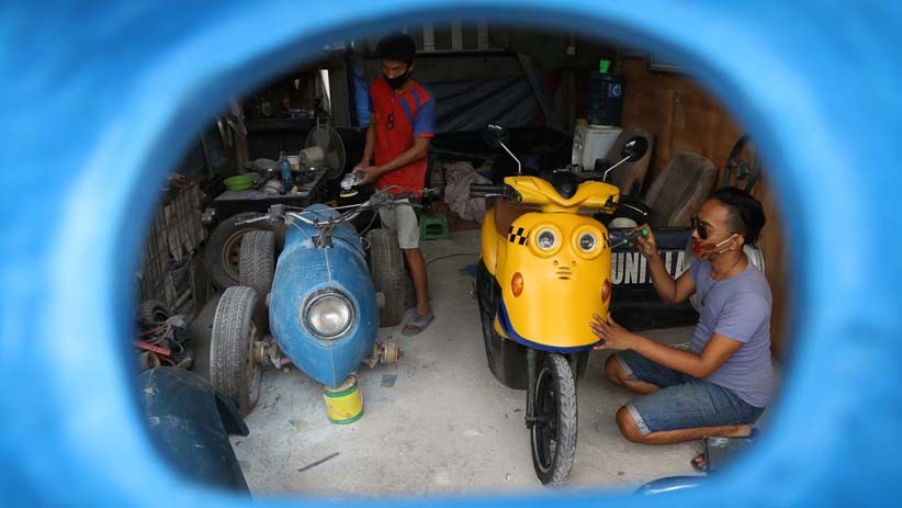 Modifikasi Bodi Motor Berbahan Fiber - Bagian 1