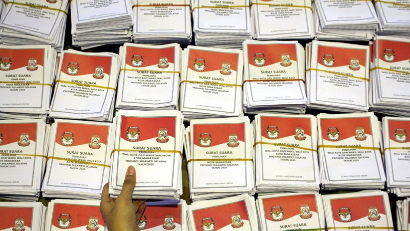 Proses Pelipatan Ratusan Ribu Surat Suara Pilkada Kota Makassar - Bagian 2
