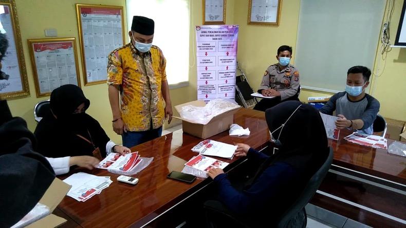 Pilkada Serentak 2020, KPU Bangka Tengah Mulai Sortir Surat Suara