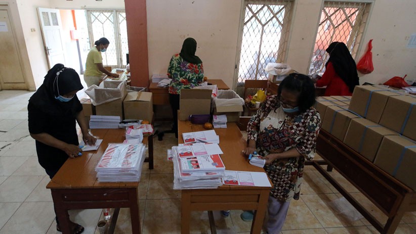 Proses Pelipatan Surat Suara Pilkada Tangerang Selatan - Bagian 3