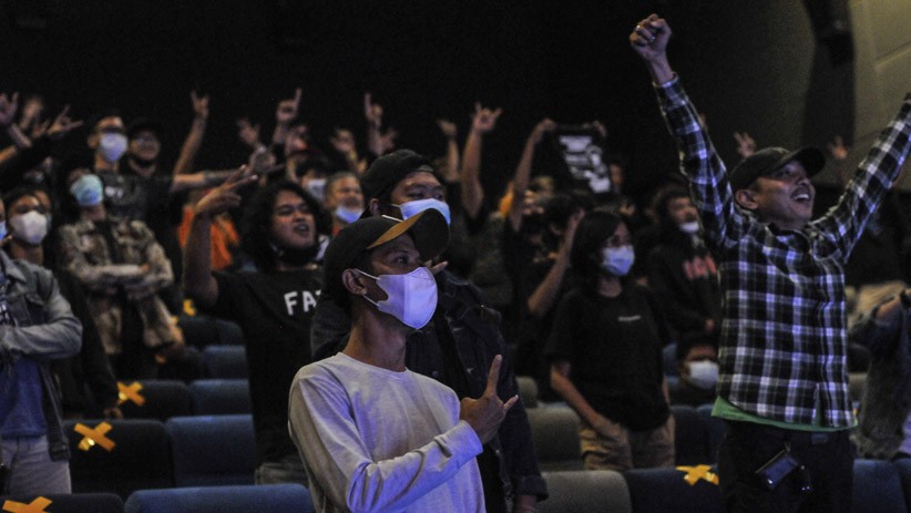 Menonton Konser Musik Dalam Bioskop Jadi Alternatif Hiburan di Bekasi - Bagian 3