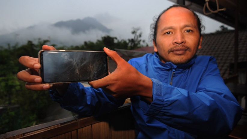 Mitigasi Bencana, Relawan Jalani Misi ke Puncak Gunung Merapi - Bagian 1