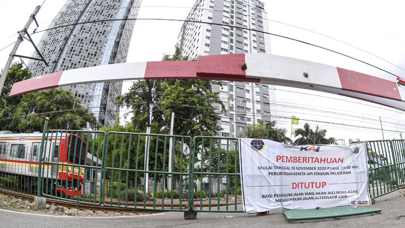 Dishub DKI Jakarta Tutup Perlintasan Sebidang Kereta Api Stasiun Palmerah - Bagian 1