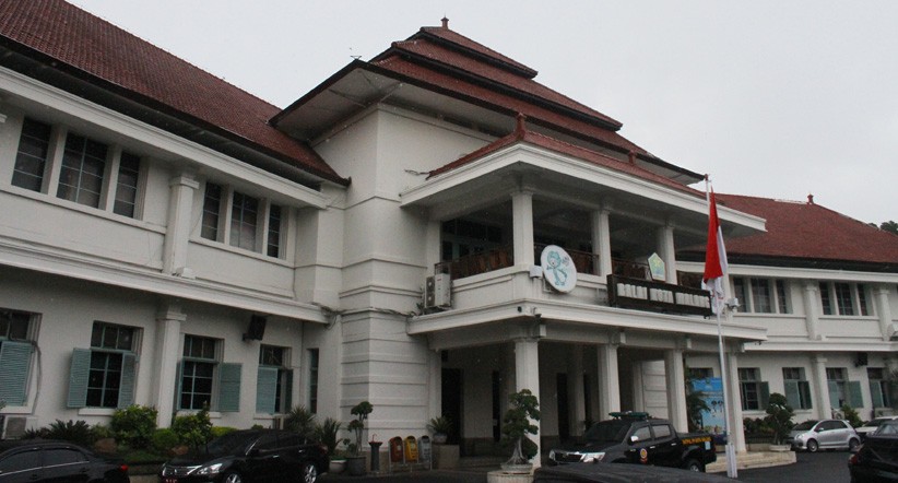 Wali Kota Malang Positif Corona, 50 Persen ASN Balai Kota WFH - Bagian 1
