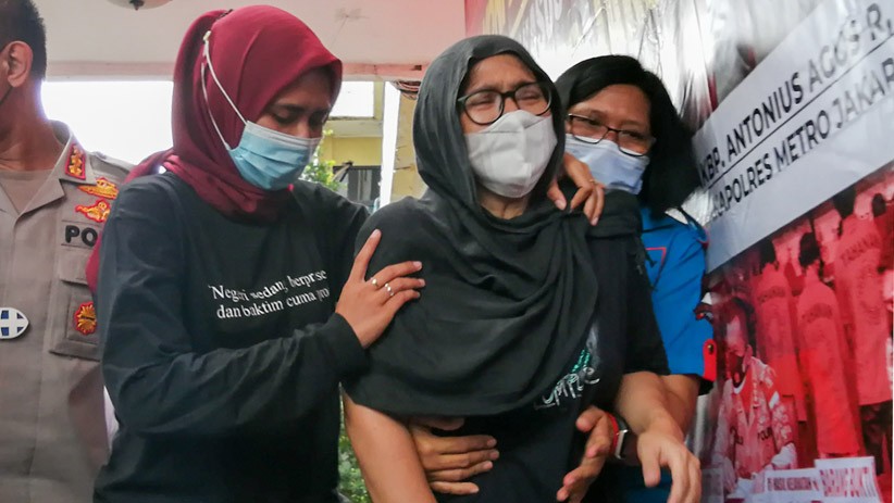 Iyut Bing Slamet Menangis Ditetapkan Tersangka Kasus Narkoba - Bagian 1