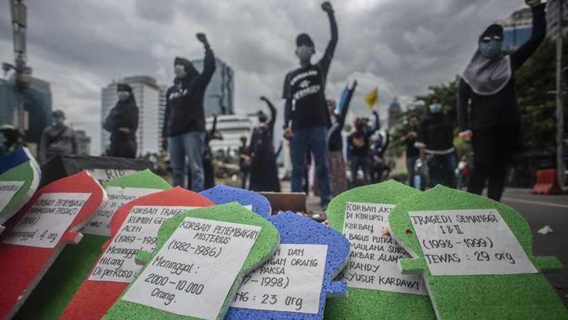 Ratusan Buruh Gelar Aksi Memperingati Hari Hak Asasi Manusia Internasional - Bagian 1