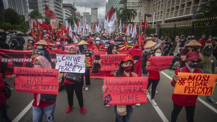 Ratusan Buruh Gelar Aksi Memperingati Hari Hak Asasi Manusia Internasional - Bagian 2