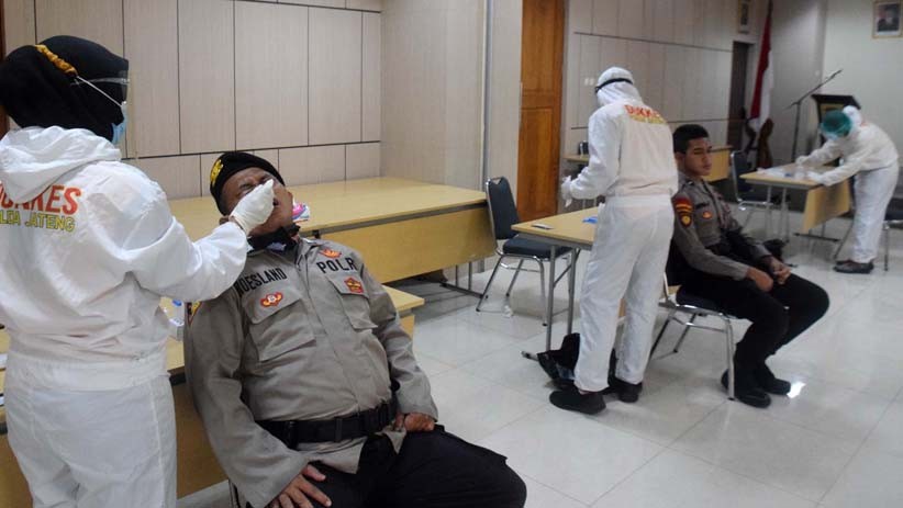 16.000 Personel Polda Jateng Jalani Swab Test usai Amankan Pilkada 2020 - Bagian 2