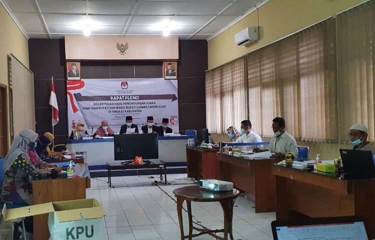 KPU Sleman Rekapitulasi Perolehan Suara, Aplikasi Sirekap Tak Bisa Diakses