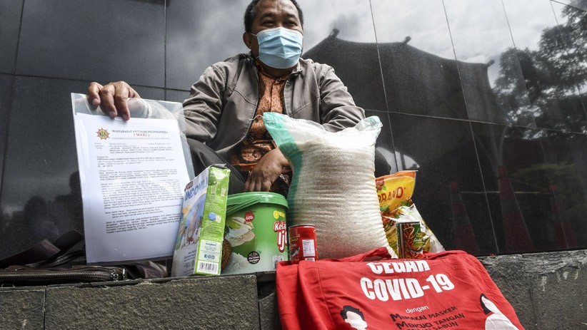 Ini Bukti Paket Sembako Bansos Covid-19 Disunat dari Rp300.000 Jadi Rp188.000 - Bagian 1