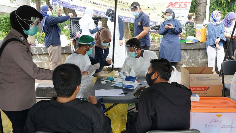 Massa Aksi 1812 Jalani Rapid Test - Bagian 3