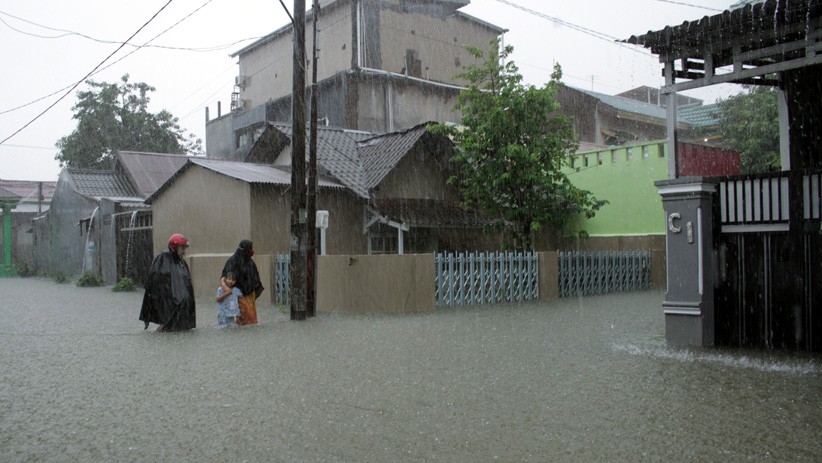 Curah Hujan Tinggi, Puluhan Rumah Kelurahan Paccinongan Gowa Terendam Banjir - Bagian 1