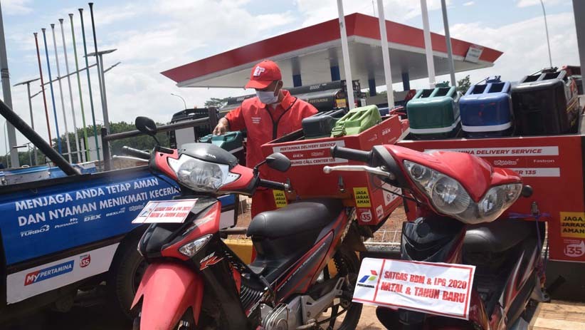 Jelang Libur Natal dan Tahun Baru, Rest Area Tol Trans Jawa Dipadati Pemudik - Bagian 3