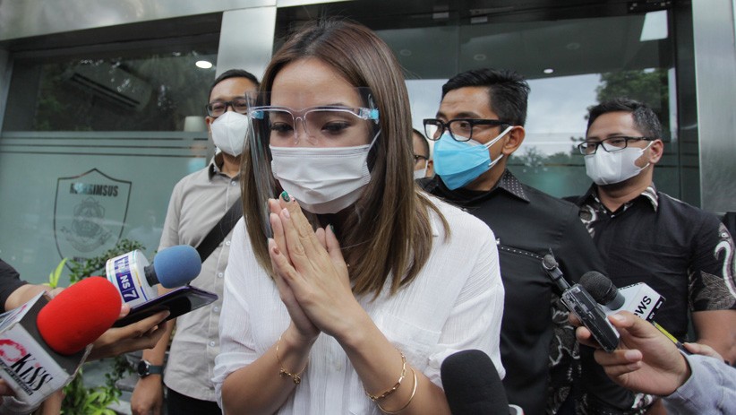 Kasus Video Porno, Gisella Anastasia Diperiksa Polisi 4,5 Jam - Bagian 1