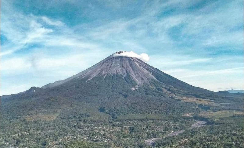 Pendakian Gunung Semeru Mulai Dibuka 1 April Mendatang 