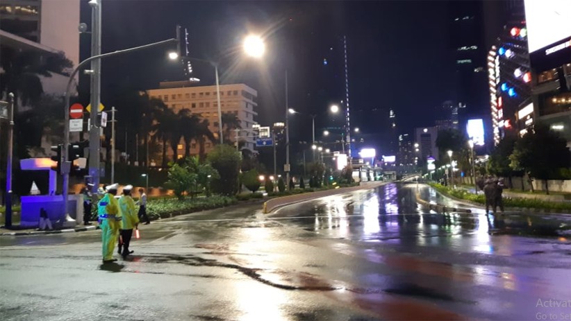 Pemandangan Tidak Biasa, Bundaran HI Sepi saat Malam Tahun Baru - Bagian 1