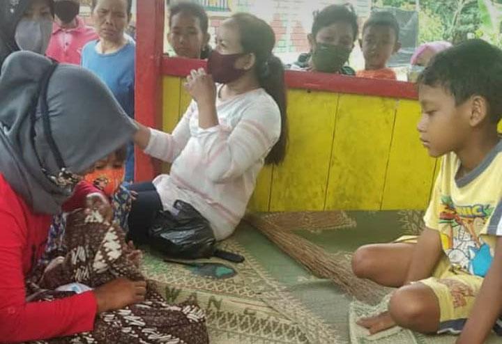 Pulang Kerja, Karyawan Resto di Sleman Temukan Bayi di Pos Ronda