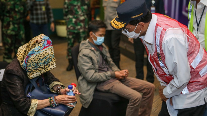 Menhub Bertemu dengan Keluarga Penumpang Pesawat Sriwijaya Air SJ-182 - Bagian 1