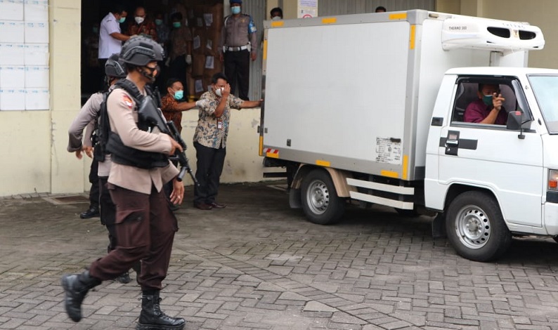Vaksin Covid-19 Mulai Dikirim ke Surabaya Raya, Daerah Lain Tunggu Cold Storage 